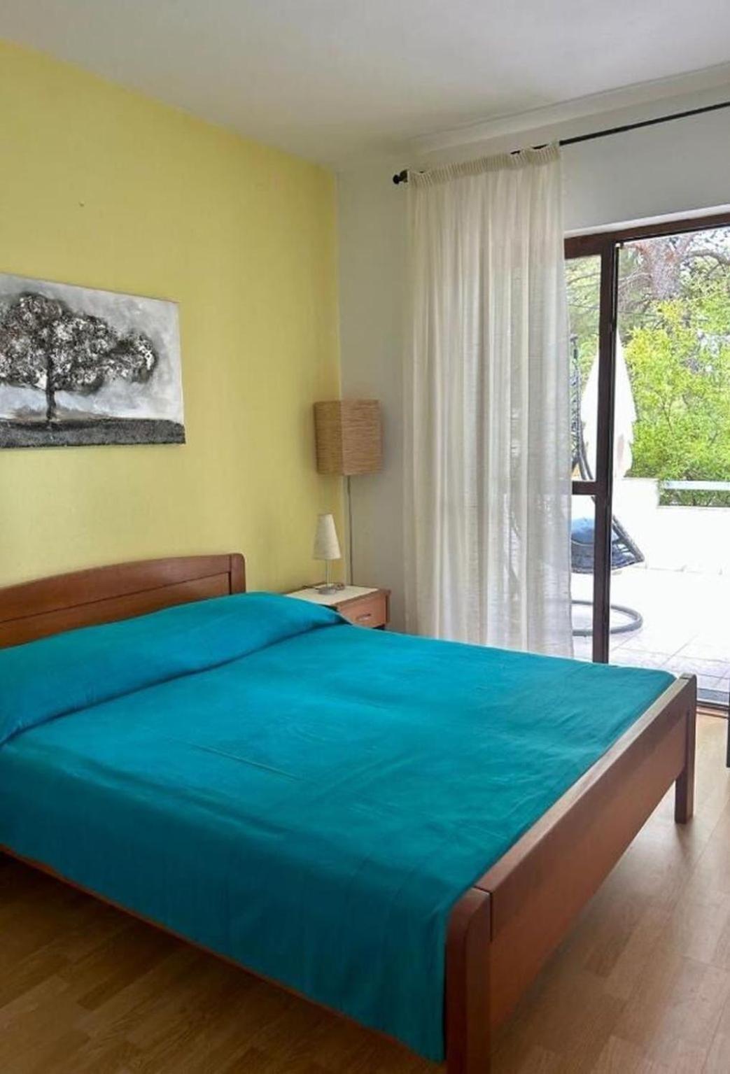 Apartments Matkov - Quite And Peaceful Location Jelsa  Exterior foto